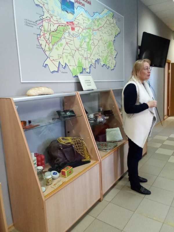 Выставка «Дамской сумочки секрет»