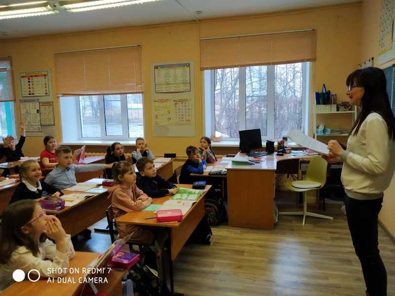 Классный час к Дню космонавтики