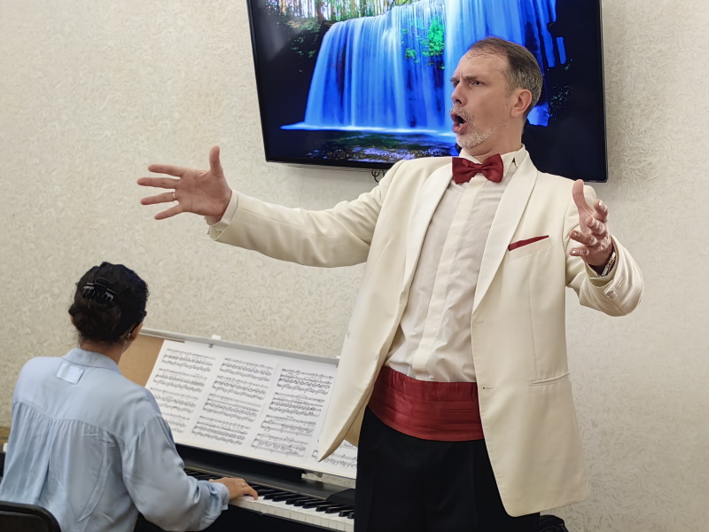 Любви все возрасты покорны