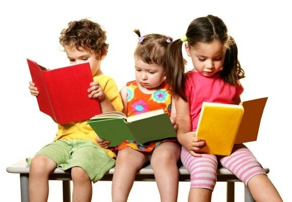 2 апреля Международный день детской книги. Этот праздник - хороший повод обратить внимание на роль книги в воспитании детей.
